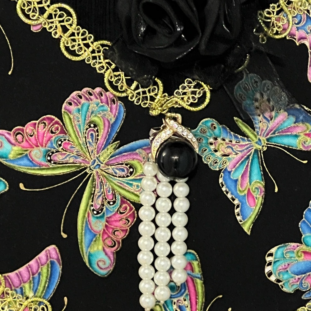 Hand Made Black Butterfly Shoulder Bag with Tassels - Picture 3 of 3